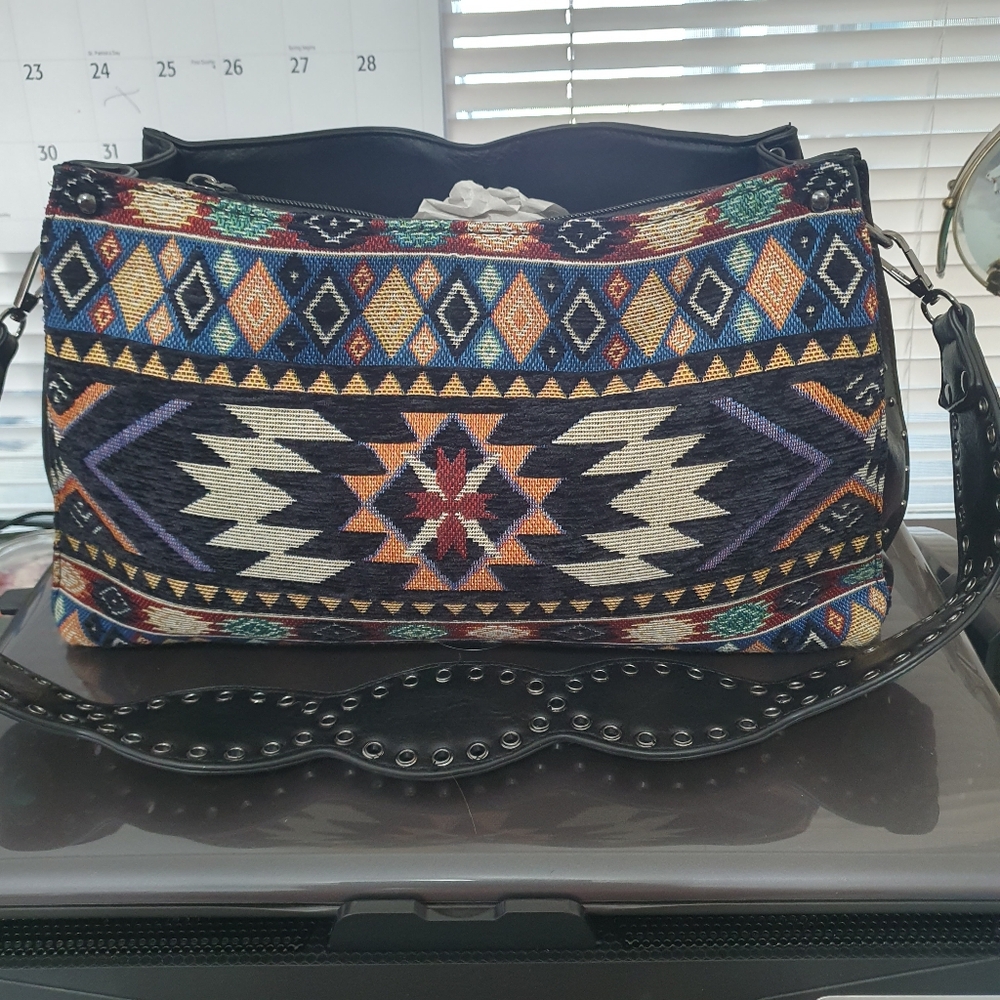 Sam & Hadley Aztec-Pattern Shoulder Bag in Multi-Color